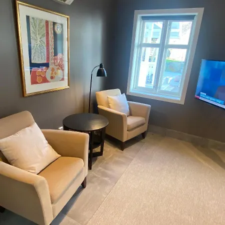 Guesthouse Suite At Ranvik Near City Center- Parking Available Sandefjord Exterior photo